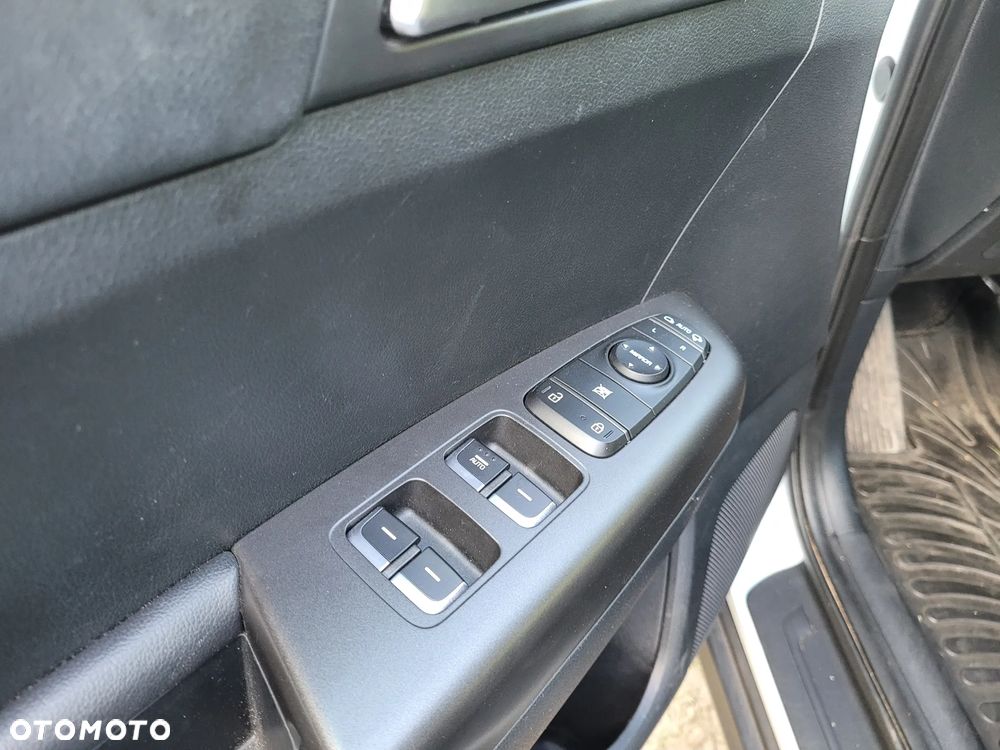 Kia Sportage 2.0 CRDI 2WD Vision - 14