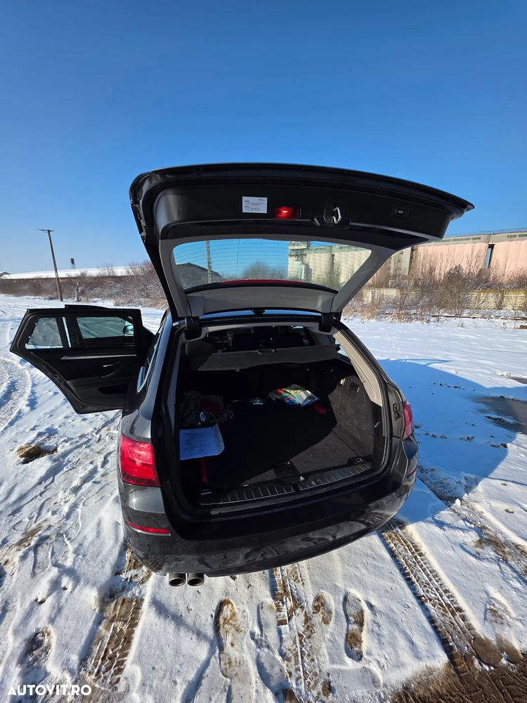 BMW Seria 5 525d xDrive - 6