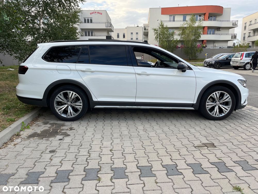 Volkswagen Passat Alltrack - 16
