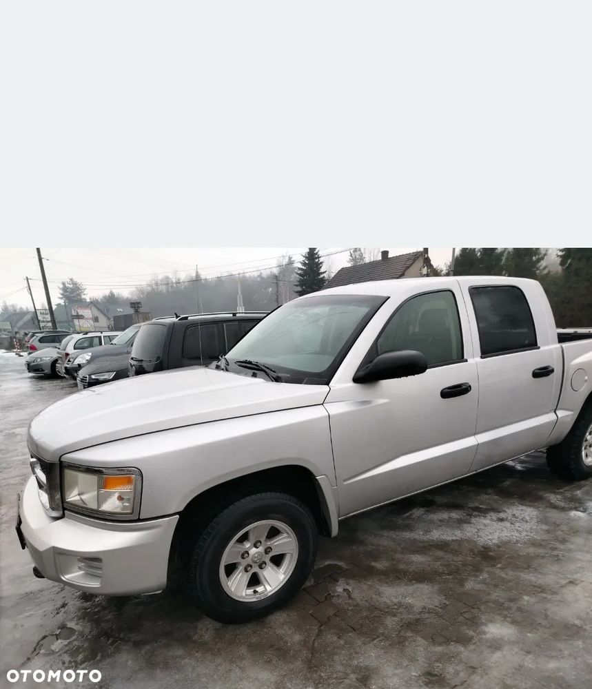 Dodge Dakota - 1