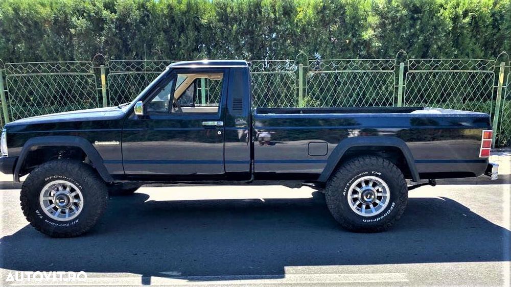 Jeep Comanche - 5