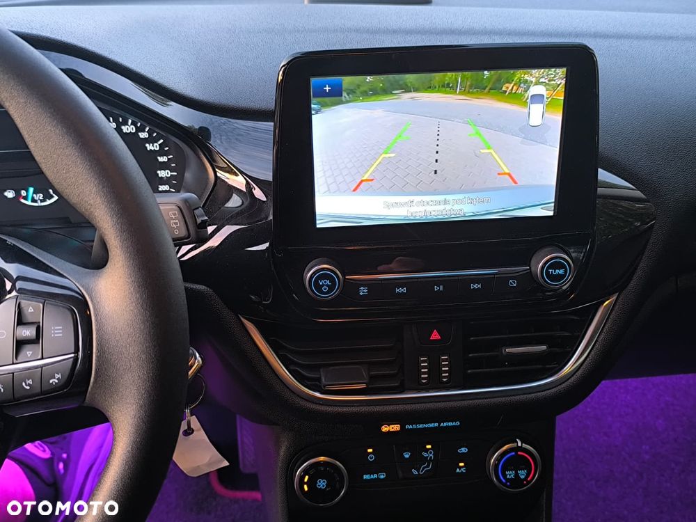 Ford Fiesta - 15