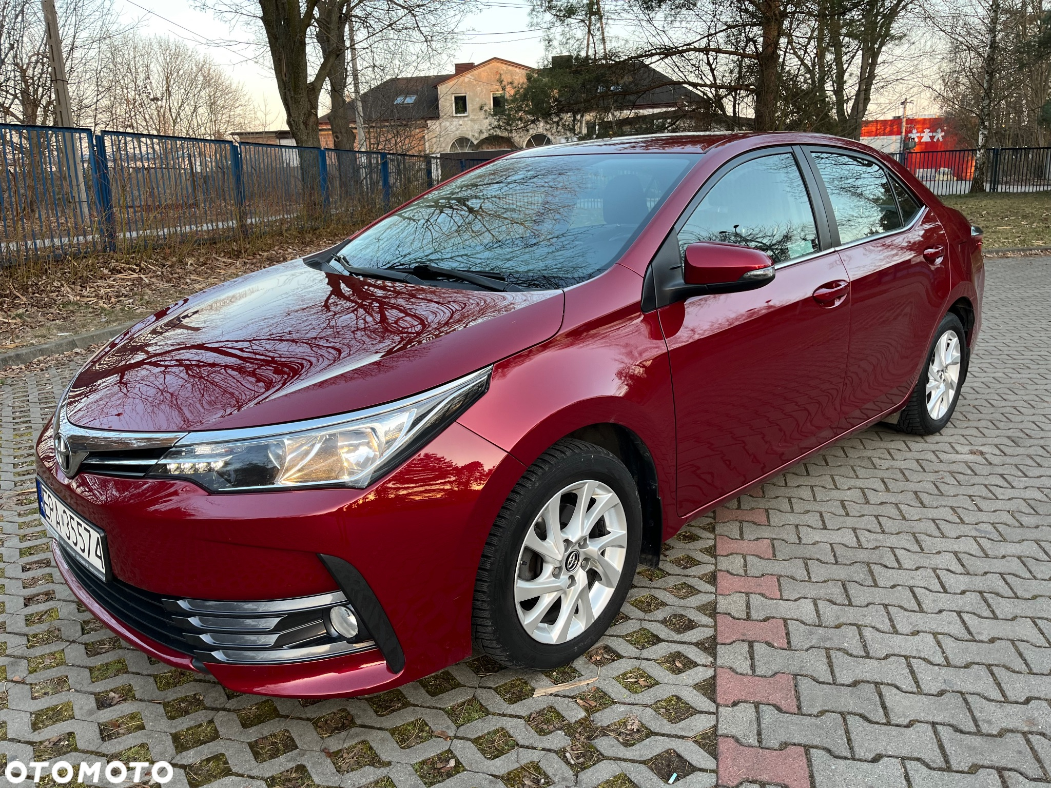 Toyota Corolla - 2