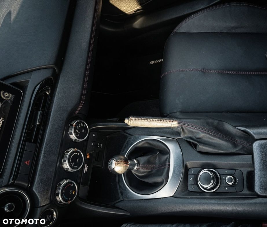 Mazda MX-5 SKYACTIV-G 131 Sports-Line - 8