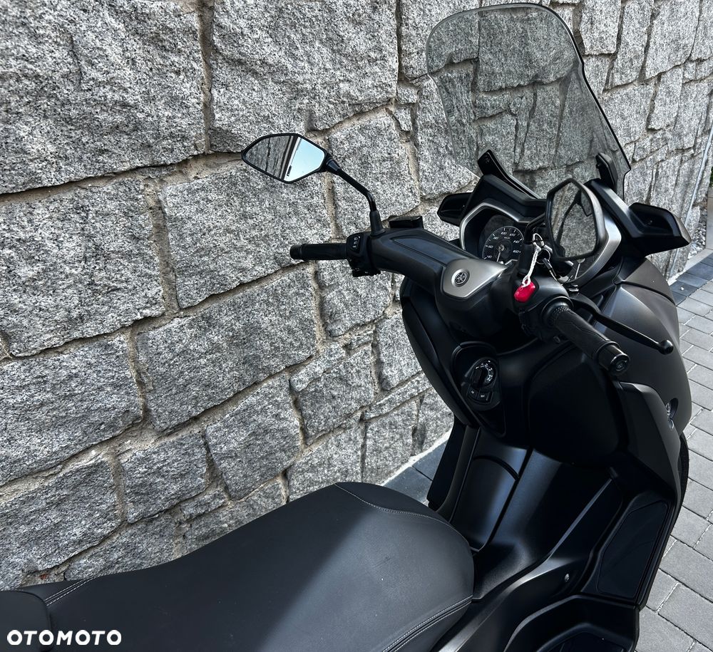 Yamaha X-max - 10