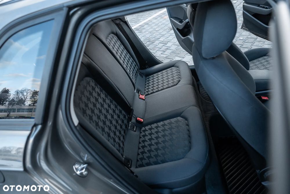 Audi A3 Sportback - 40