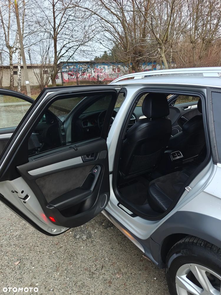 Audi A4 Allroad 2.0 TDI Quattro S tronic - 13