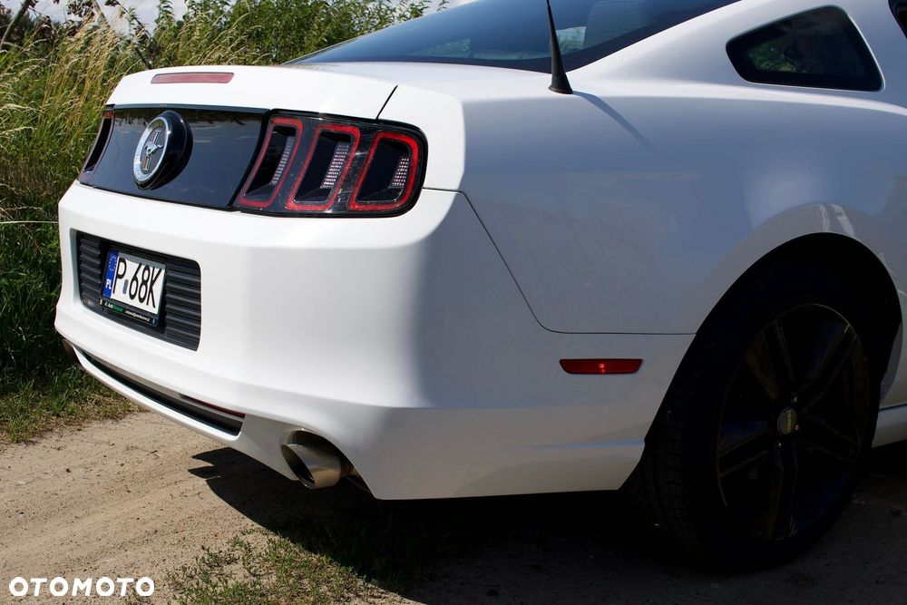 Ford Mustang 3.7 V6 - 22