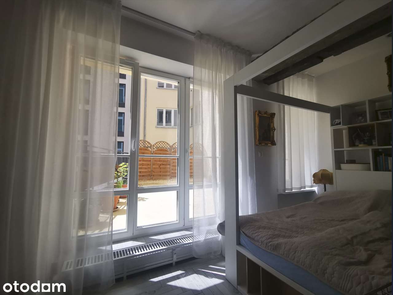 Wyjątkowe studio z tarasem w kamienicy | 43,5 m² | Śródmieście |