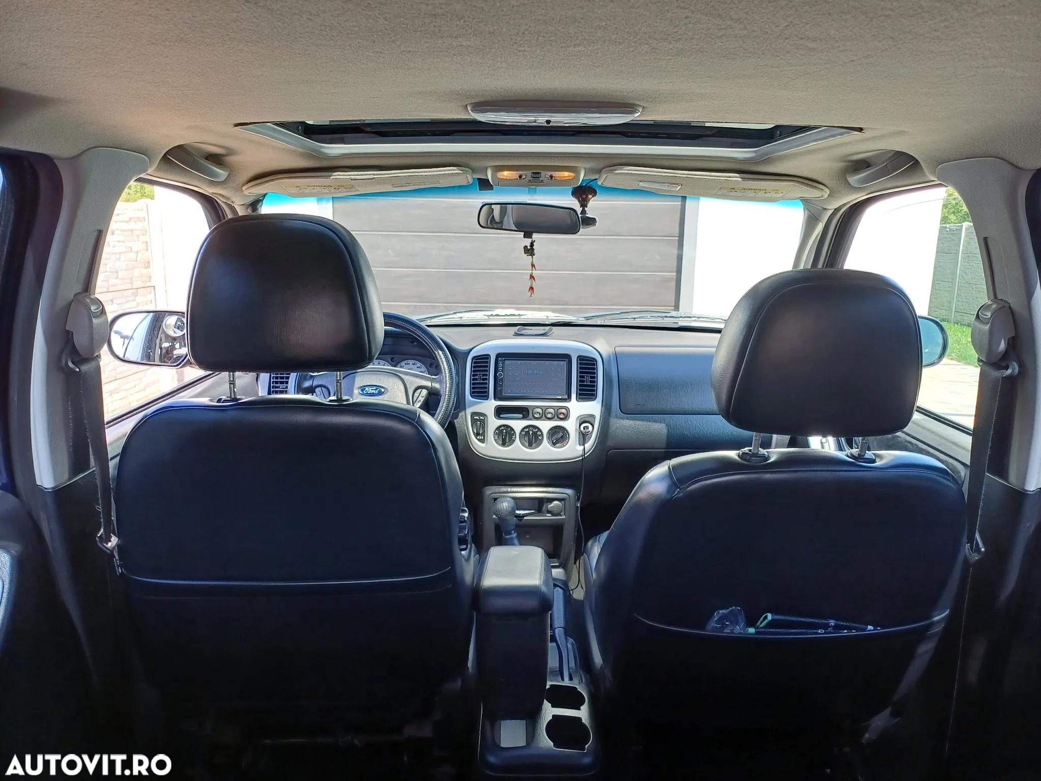 Ford Maverick - 10