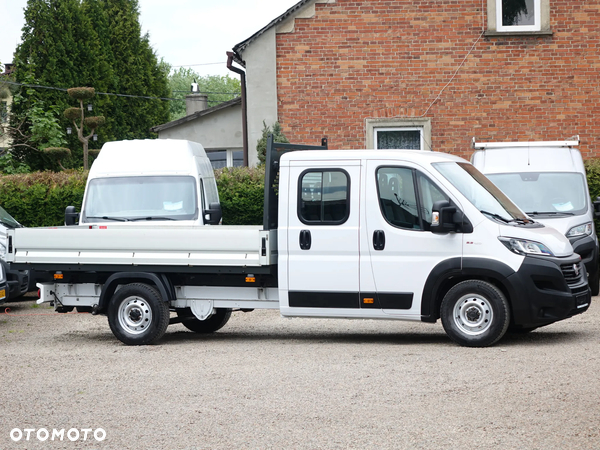 Fiat Ducato 7-osobowy DOKA brygadówka + skrzynia ładunkowa