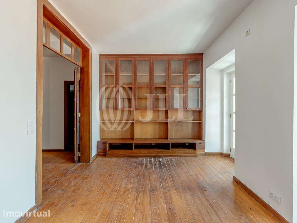 Apartamento T2+1 remodelado, no Príncipe Real, em Lisboa - Grande imagem: 2/22