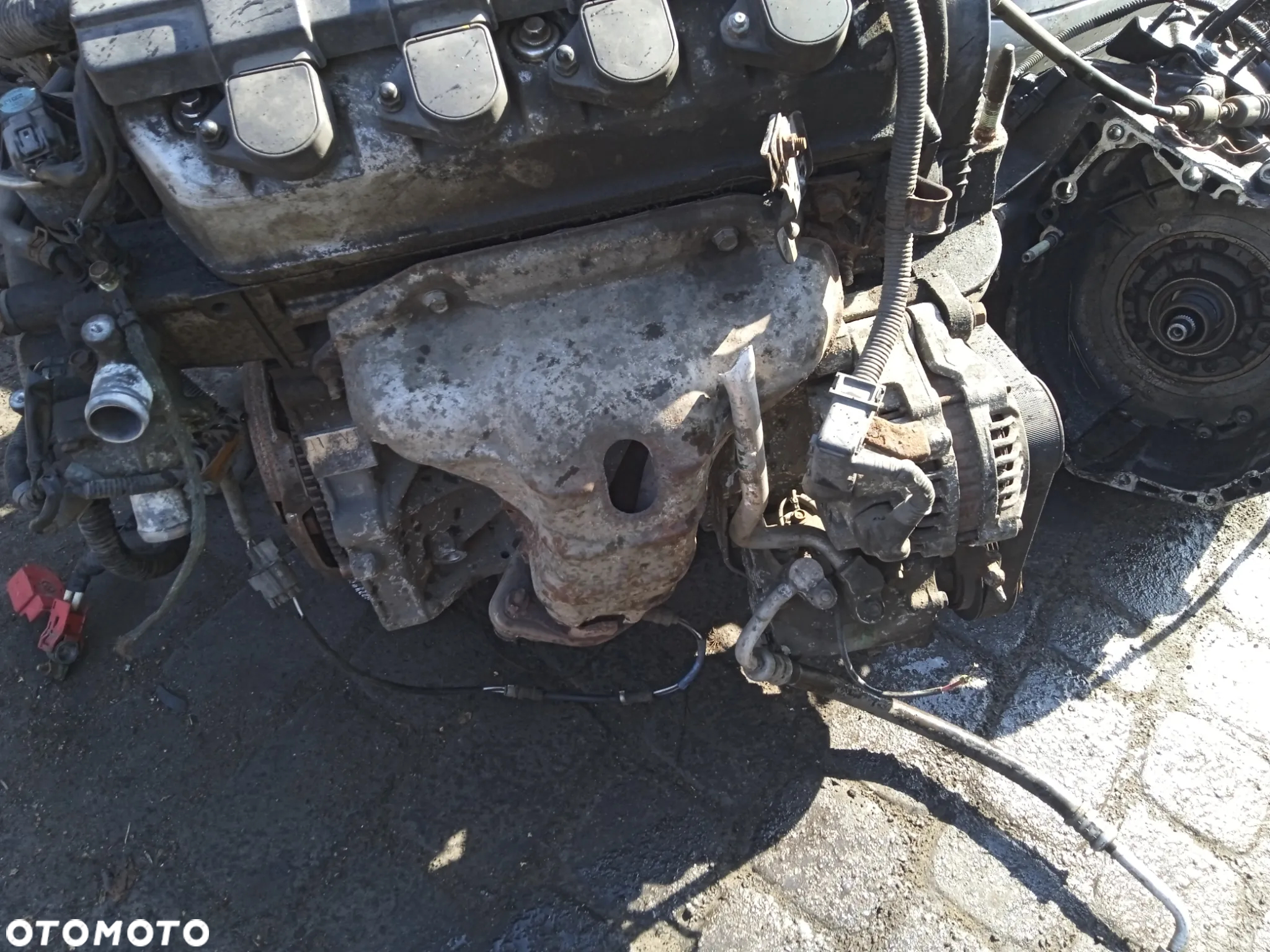 SILNIK HONDA CIVIC VII 1.6 16V 110KM D16V1 (BEZ OSPRZĘTU) - 2