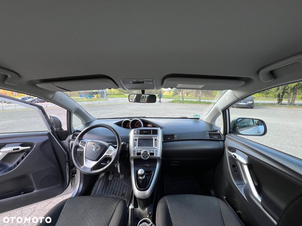 Toyota Verso 1.8 5-Sitzer Executive - 38