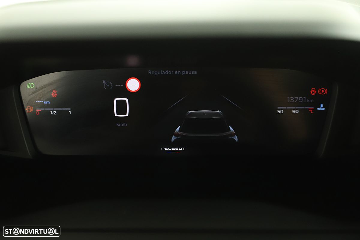 Peugeot 2008 1.2 PureTech Allure - 17