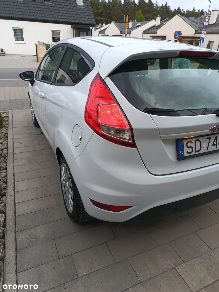 Ford Fiesta 1.25 Celebration - 11