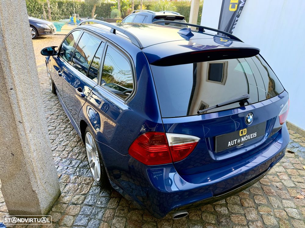 BMW 320 d Navigation Sport - 21