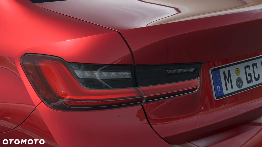 BMW Seria 3 318i M Sport - 9