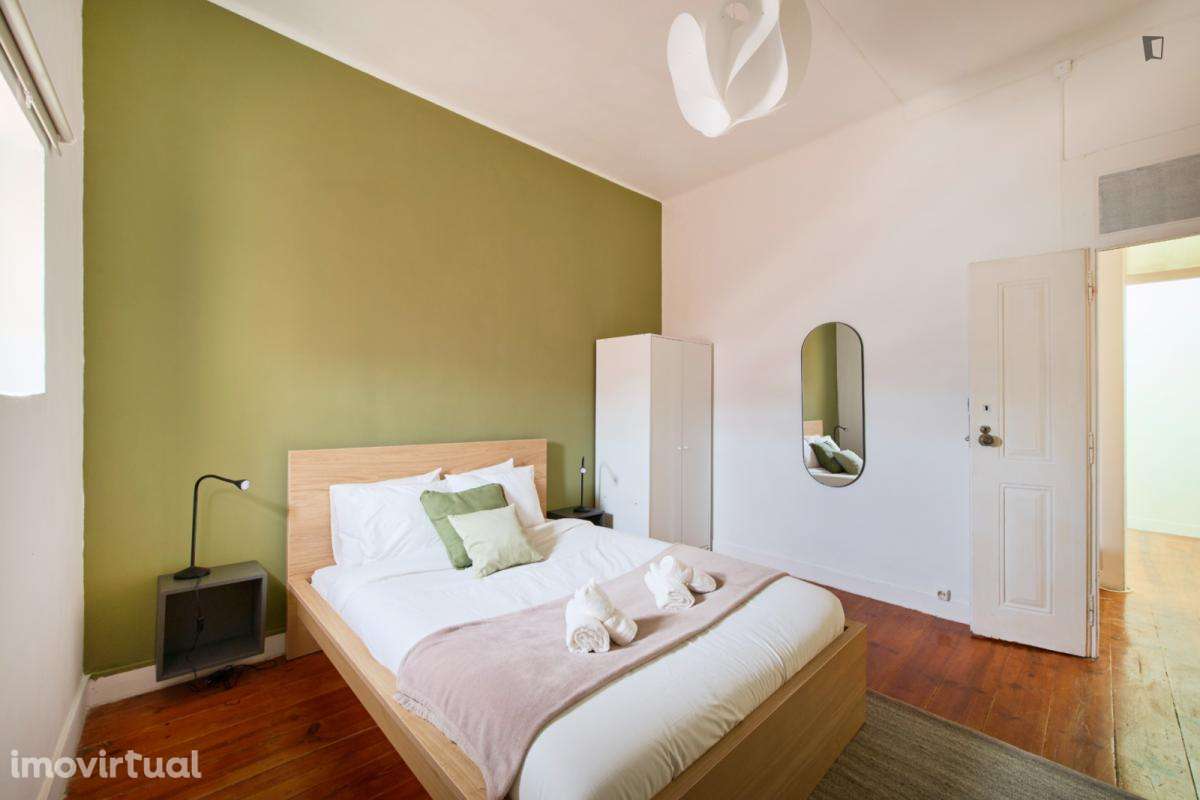 Quarto - localizado em São Bento Lisbon - Grande imagem: 5/27