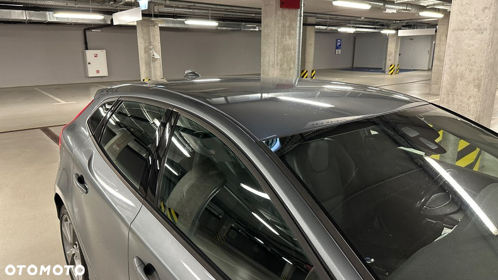 Volvo V40 - 26