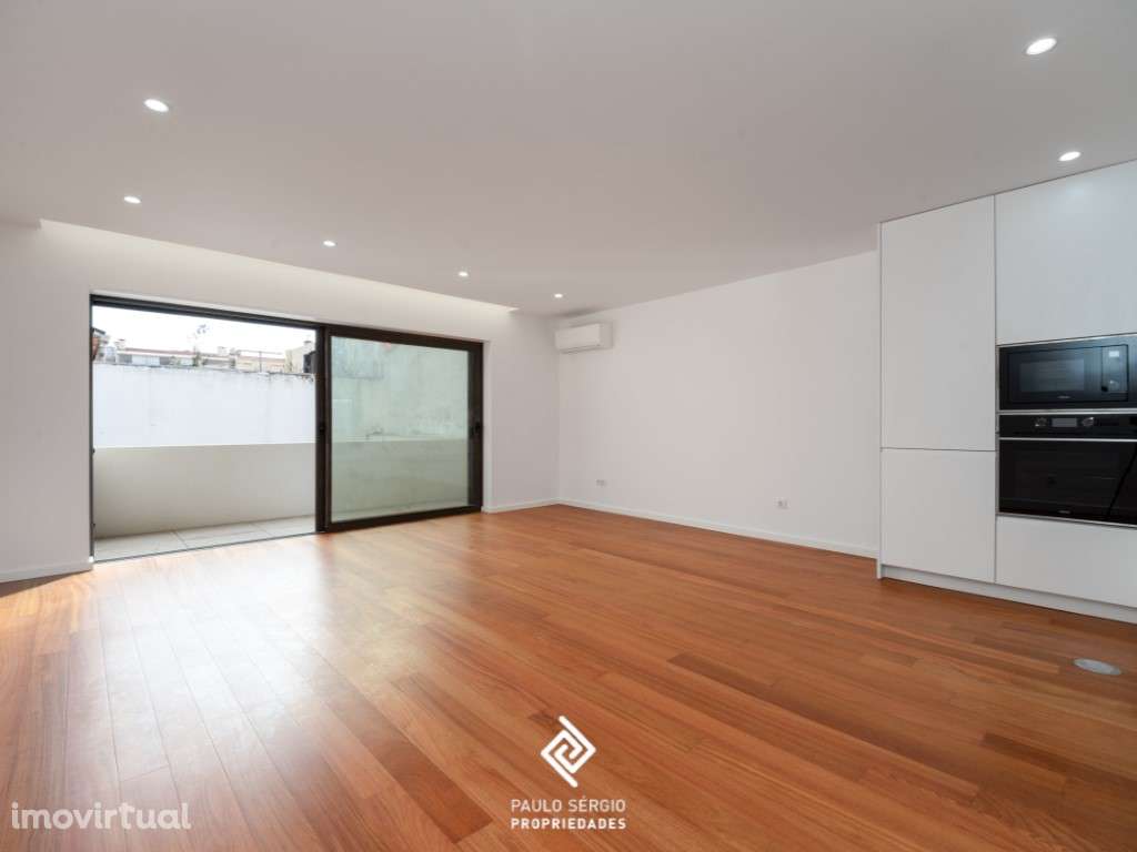 Apartamento T3 Duplex em Espinho - Grande imagem: 2/18