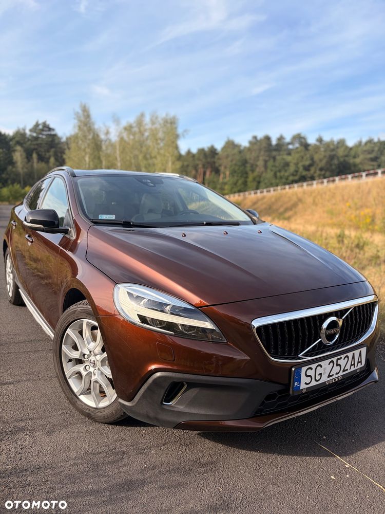 Volvo V40 Cross Country T3 Drive-E Momentum - 2