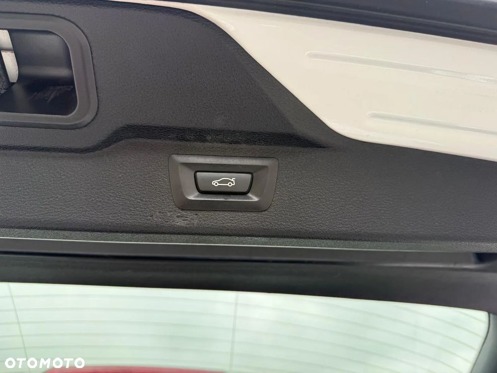 BMW X5 xDrive35i - 14