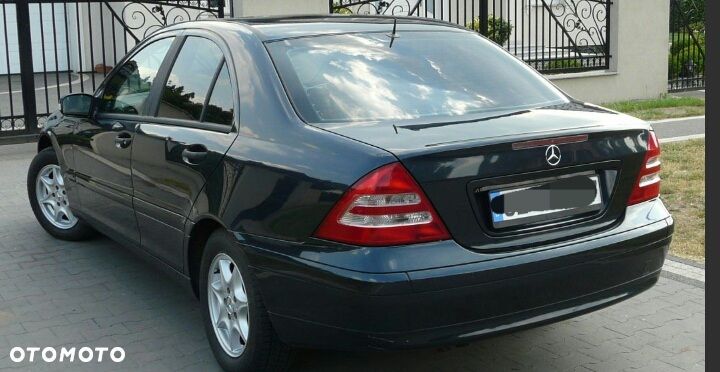 Mercedes-Benz C-Class 2004 photo 4