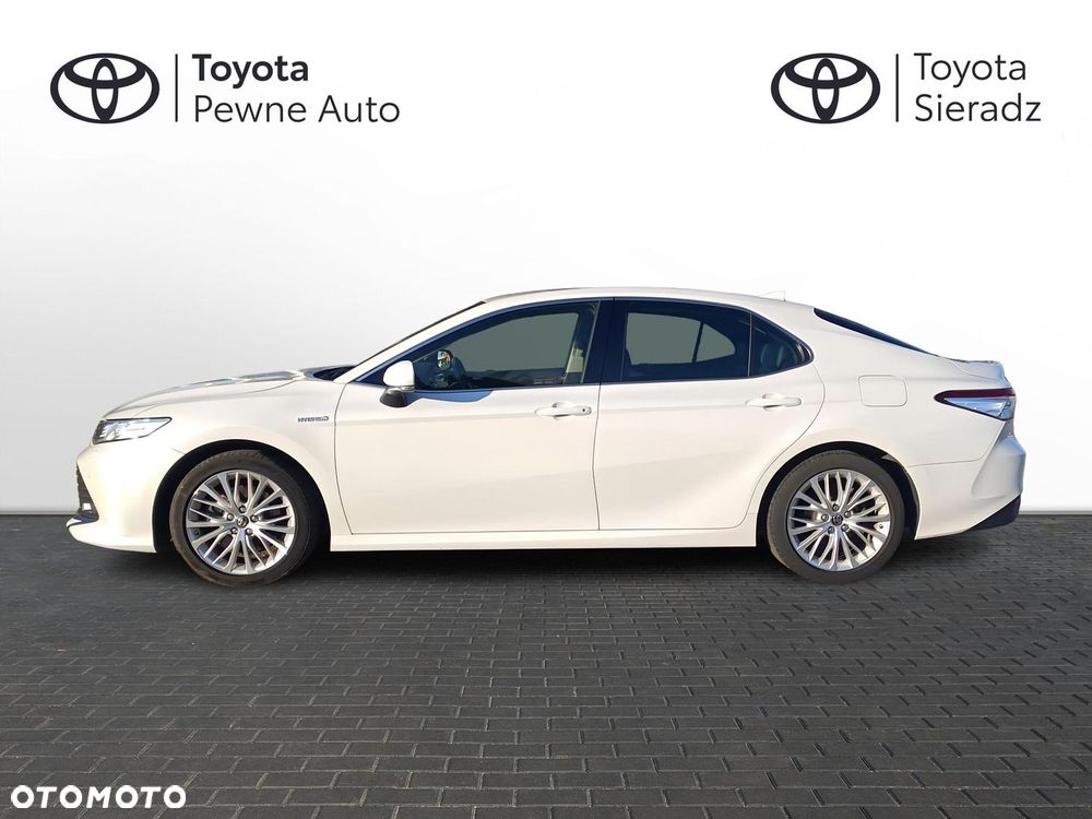 Toyota Camry 2.5 Hybrid Executive CVT - 2