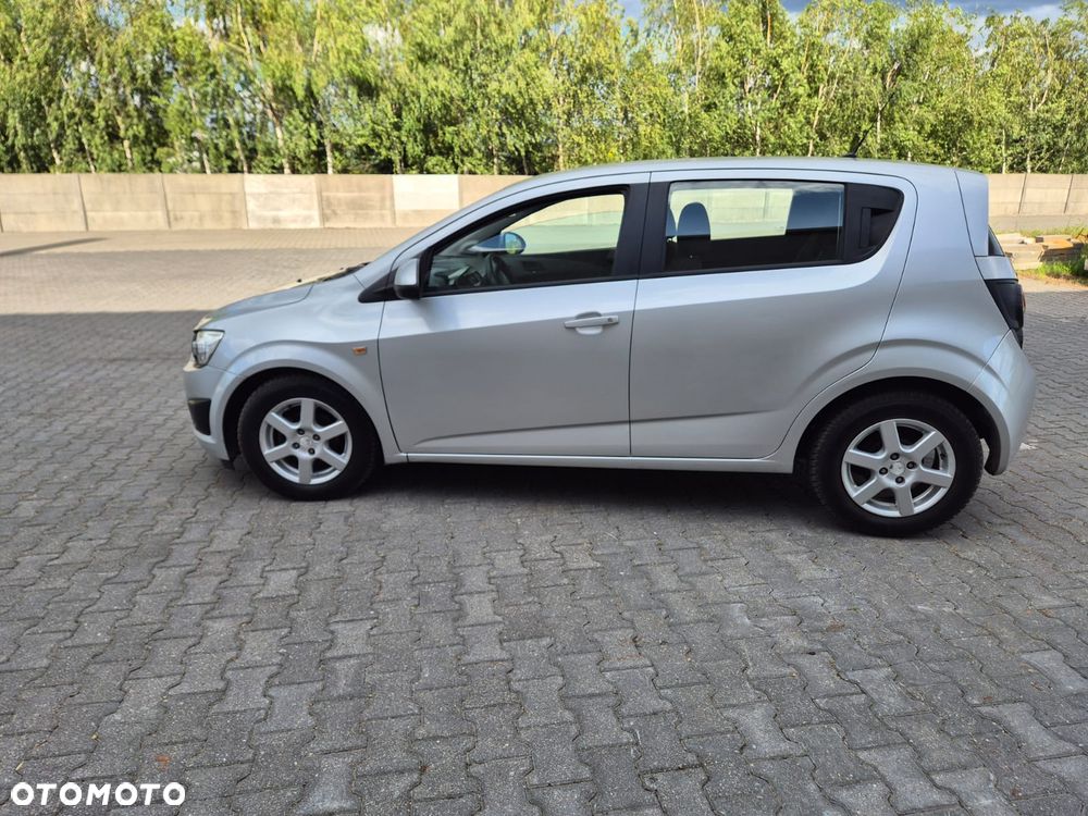 Chevrolet Aveo - 3