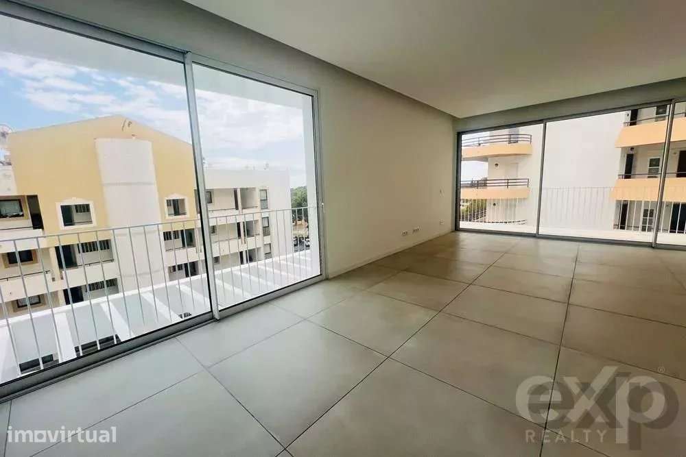 Apartamento T3 Novo em Vilamoura - Grande imagem: 3/16