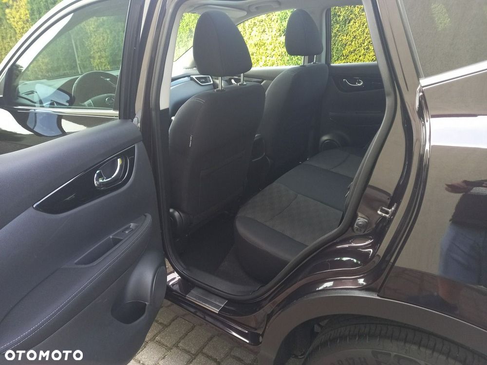 Nissan Qashqai 1.6 dCi DPF tekna - 24