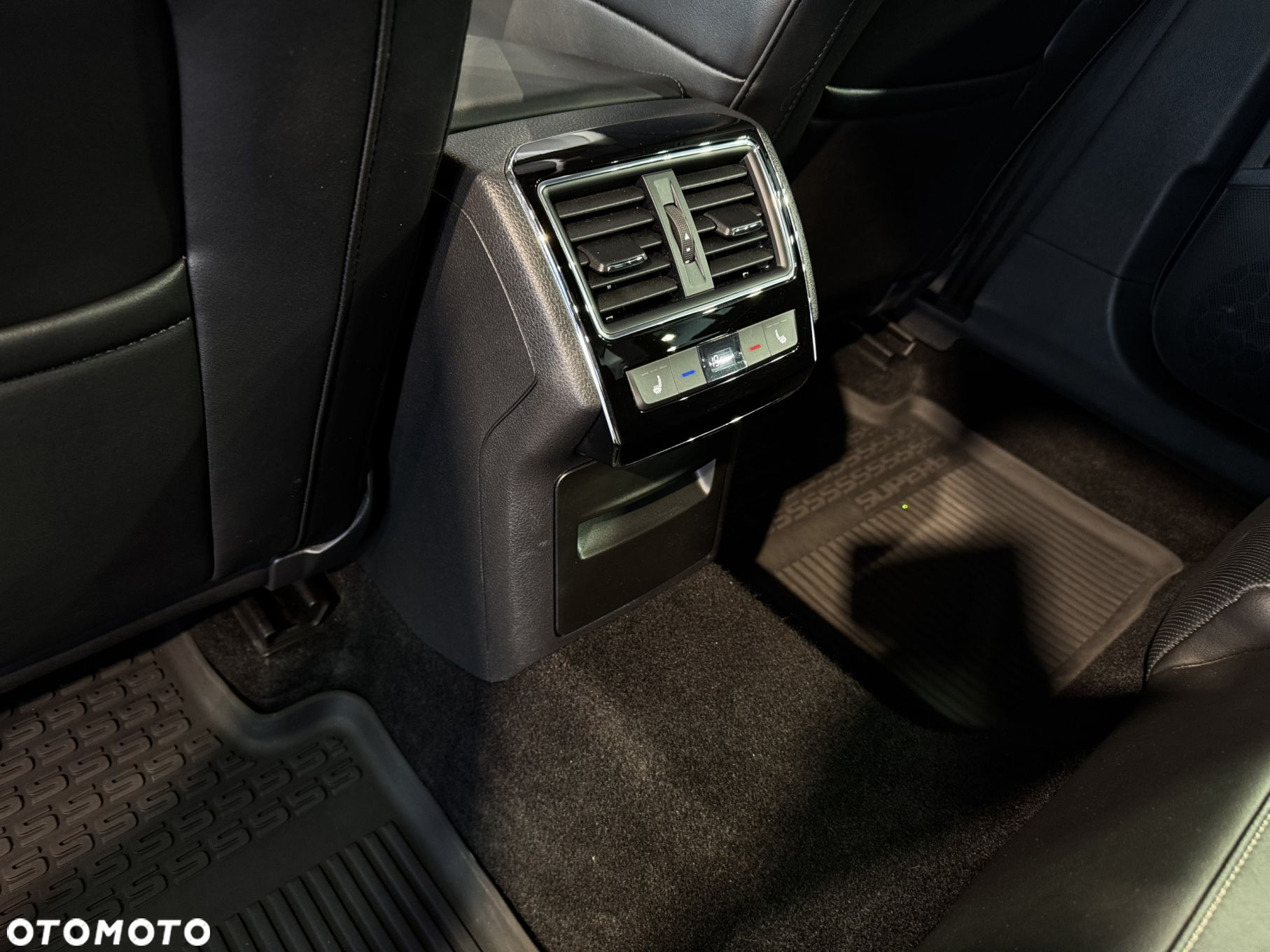 Skoda Superb - 17