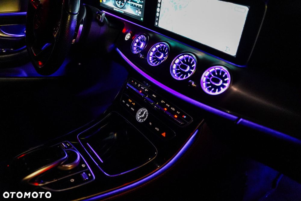 Mercedes-Benz Klasa E 220 d 9G-TRONIC - 30