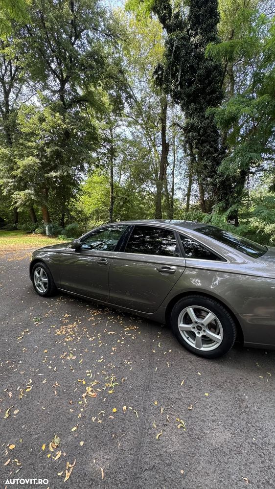 Audi A6 Avant 2.0 TDI Ultra S tronic - 12