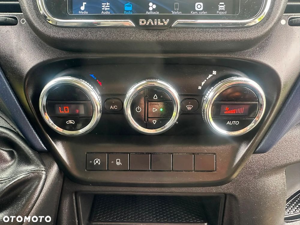 Iveco Daily 35-160 KONTENER+WINDA (udźwig 750kg) 2.3 diesel 156 kM automat 2021 DRZWI W KONTENERZE Z OBU STRON, WEBASTO, KAMERA COFANIA! - 27