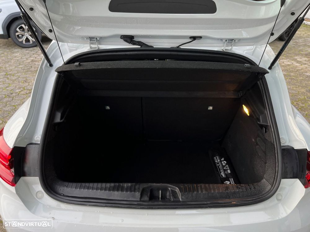 Renault Clio 1.0 TCe Techno Bi-Fuel - 9