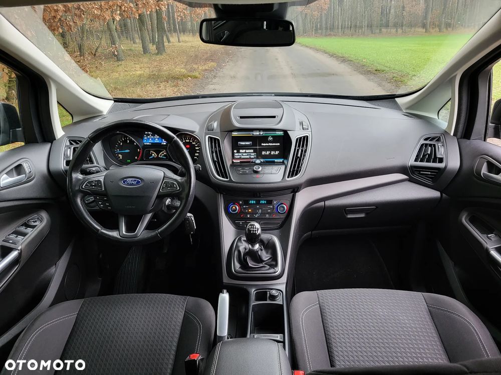 Ford C-MAX 2.0 TDCi Start-Stop-System Titanium - 19