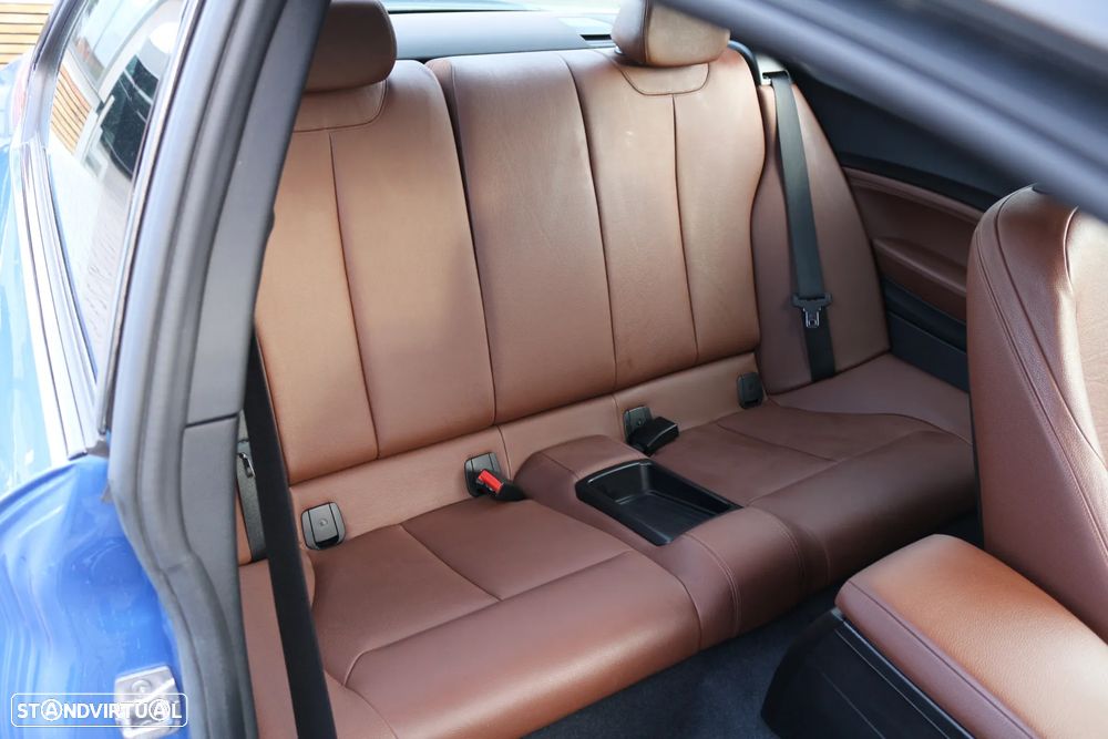 BMW 225 d Coupe Pack M Auto - 27