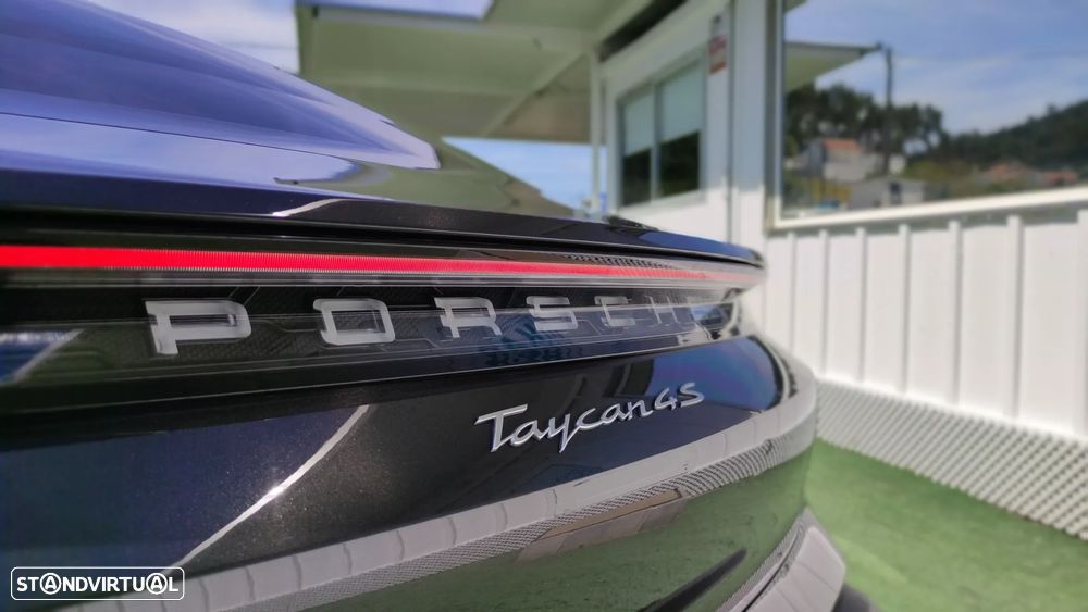 Porsche Taycan 4S Bateria Performance Plus - 17