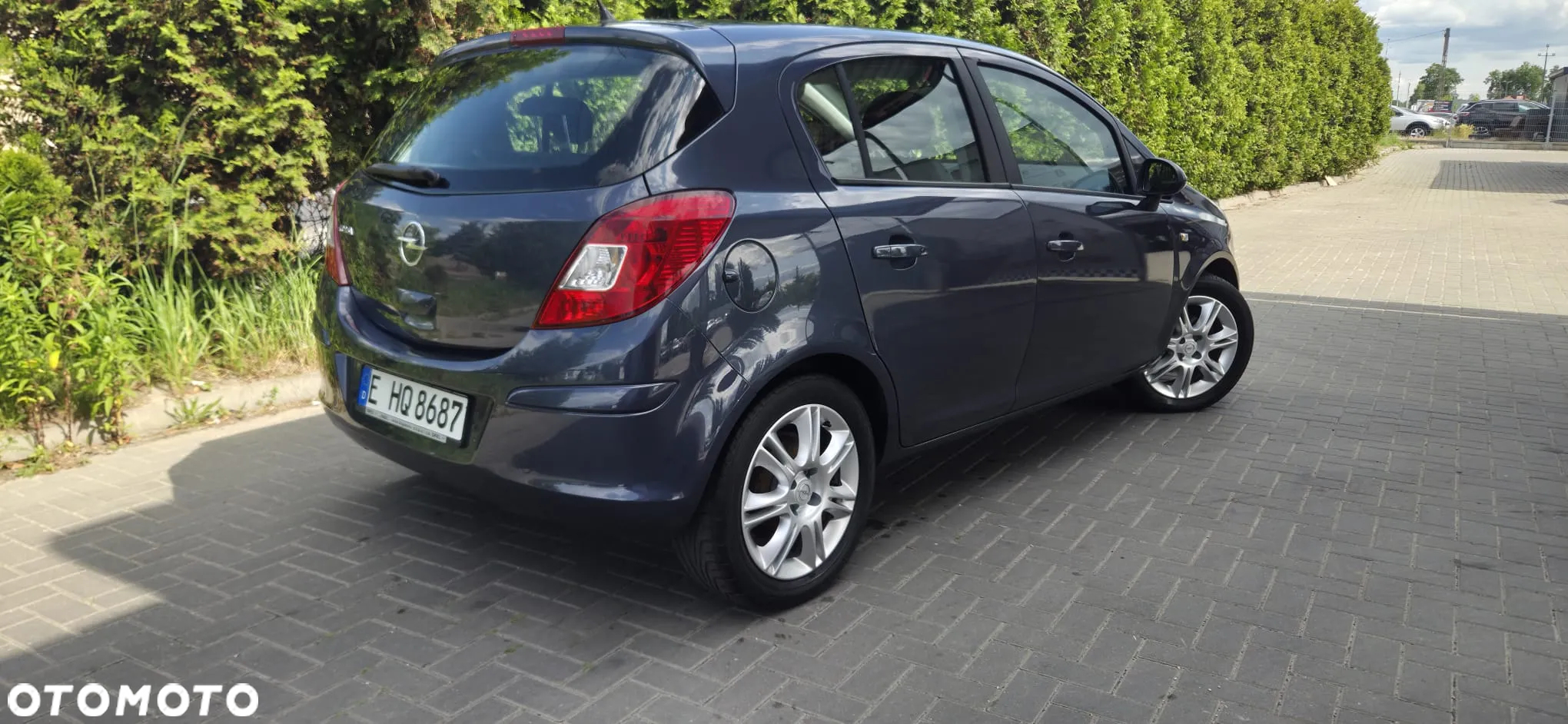 Opel Corsa 1.4 16V Cosmo - 16