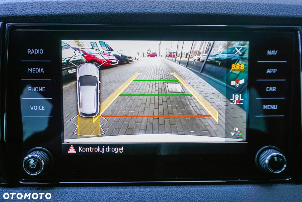 Skoda Karoq 1.5 TSI ACT Selection DSG - 22