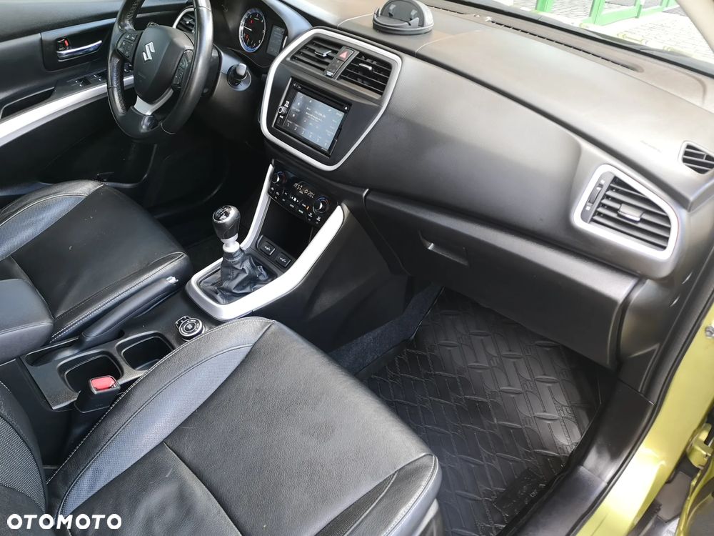 Suzuki SX4 S-Cross 1.6 DDiS Premium Plus - 18