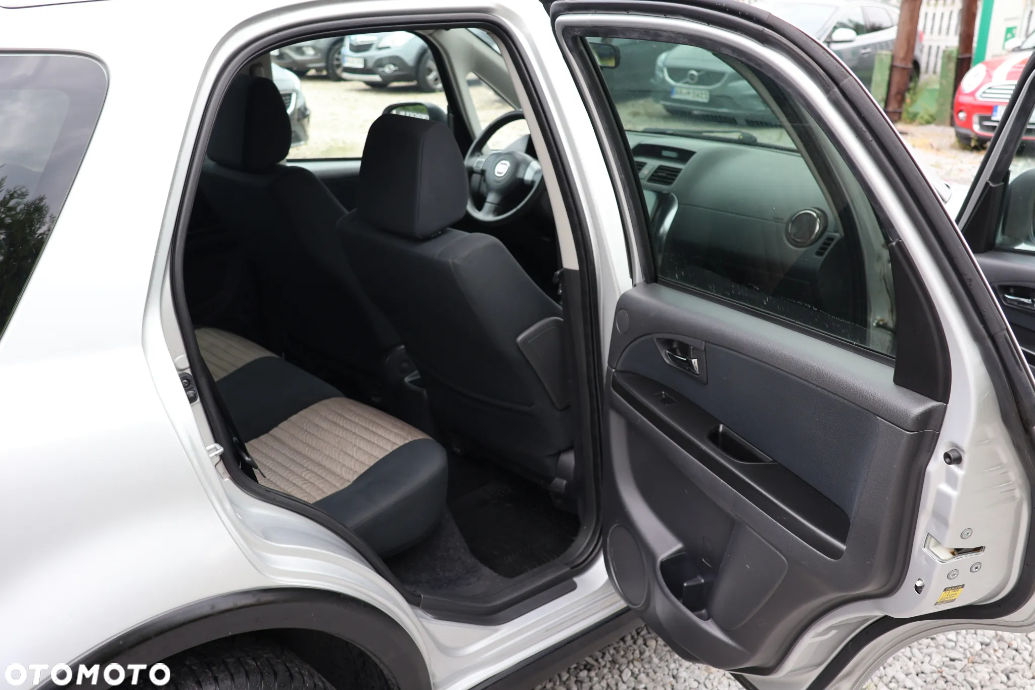 Fiat Sedici - 12