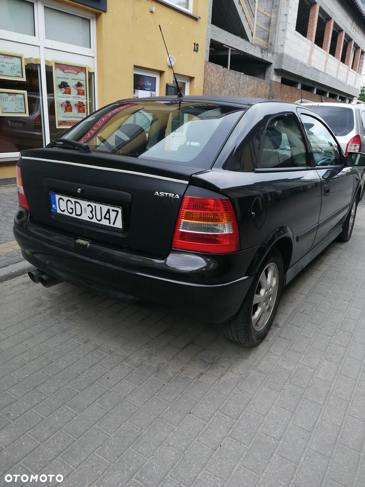 Opel Astra 1.8 Comfort - 3