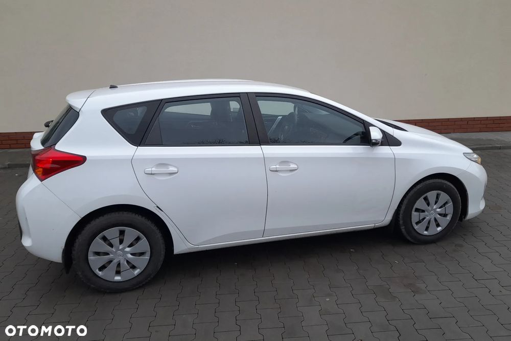 Toyota Auris 1.4 D-4D Life - 5