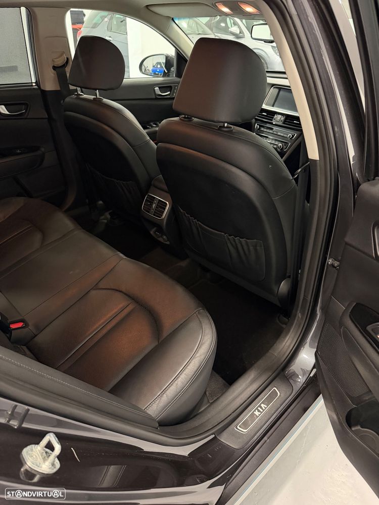 Kia Optima SW 2.0 CVVT PHEV - 13