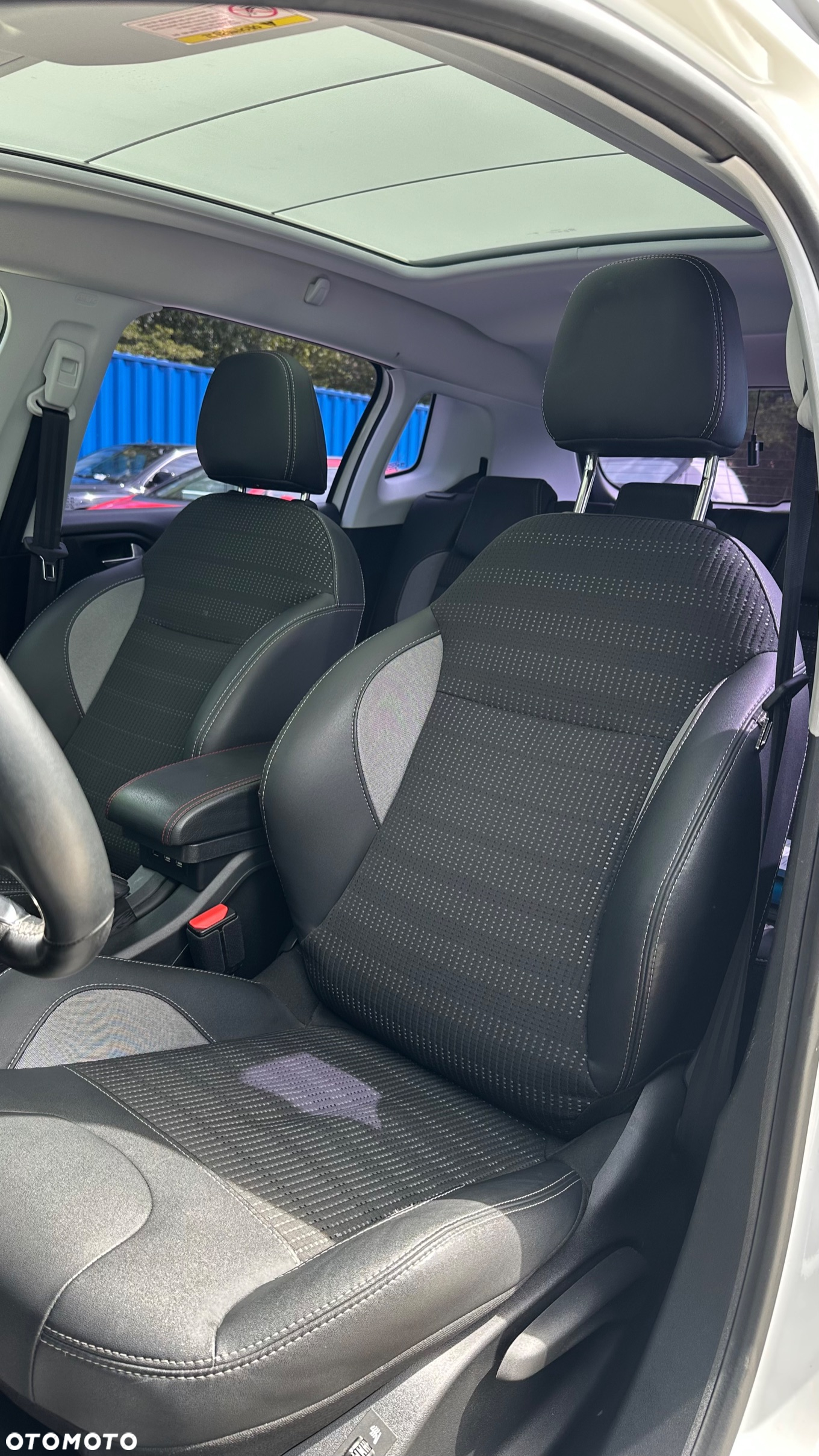Peugeot 2008 - 23