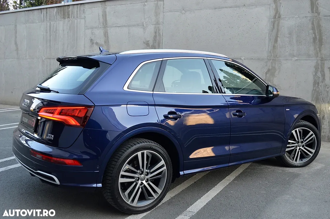 Audi Q5 2.0 40 TDI quattro S tronic Sport - 29