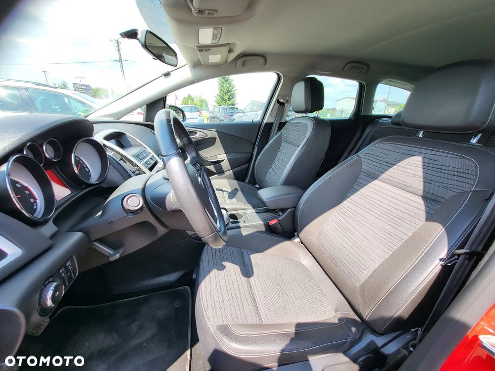 Opel Astra 1.4 Turbo ENERGY - 11